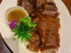深井烧鹅皇-东方之珠海鲜酒楼(南开店)