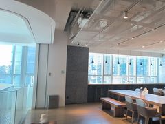 -蔚来中心(北京中关村店)