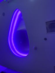 -TOP HAIR SALON