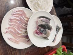 -正能量脆肉鲩火锅