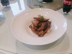 -世博源公馆·本帮融合菜·主题包厢·江景餐厅