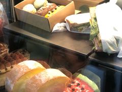 -星巴克(西藏路店)