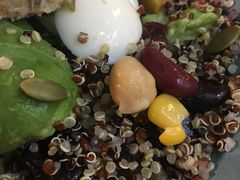 金枪鱼藜麦沙拉-HIGH FIVE哈福手工汉堡(桂林路店)