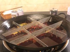 -岗上渣渣老火锅(两路口店)