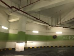 -百联中环购物广场-停车场