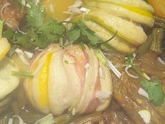 -万里闯关东铁锅炖菜馆(高新旗舰店)