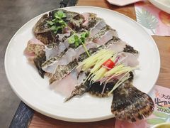 -樾餐厅泰式海鲜火锅(民歌湖店)