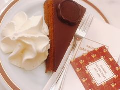 -Cafe Sacher(WIEN)