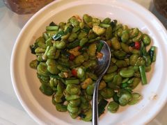 大蒜炒蚕豆-百翠山居.家飨餐厅