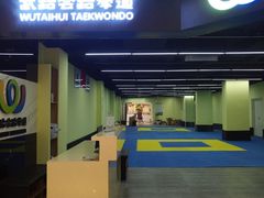 -百联临沂购物中心(临沂路店)