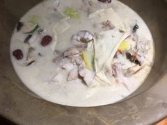-滇香肴·云南菜蒸汽石锅鱼(云南北路店)