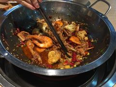 -张大师鸭爪爪特色干锅(钱塘江路店)