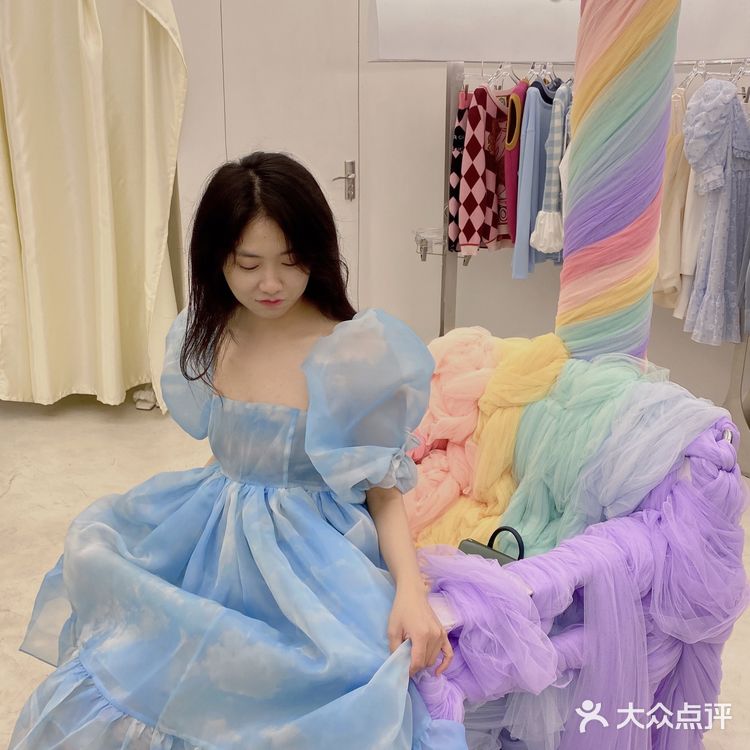 上海探店|愚园路Selkie七彩🌈梦幻衣橱