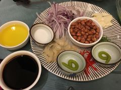 -沙龙酒家