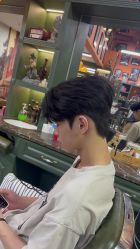 -查尔曼男士理发馆
