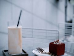 小布朗-UNIUNI(凯瑟琳广场店)