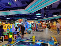 -LuckyStar幸运星家庭娱乐中心(东莞国贸店)