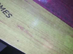 桌子不怎么干净-扒虾小妹儿麻辣海鲜(宏图街店)