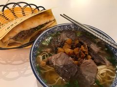 -驴公驴婆(曹杨店)