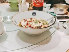 -绿草地·湘菜(酃湖师院店)