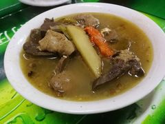 -布尔津河堤夜市