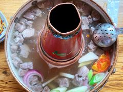 -毛辣果·贵州红酸汤牛肉火锅(西单店)