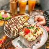 身边小伙伴都推荐的地道重庆老火锅🍧千层冰沙一整个爱住[爱心]