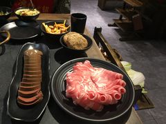 -沸炉重庆老火锅(军事博物馆店)