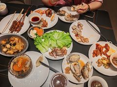 -涨巢·潮玩水疗局