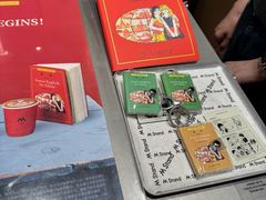 -M Stand(北京平安幸福中心店)