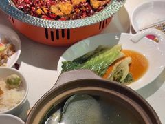 -小鱼小牛(世欧广场店)