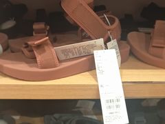 -优衣库(武汉国际广场店)