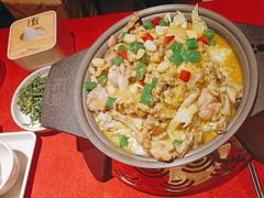 -龙巢盱眙龙虾·牛蛙·烧烤宵夜(八卦岭店)