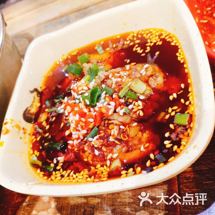 谢彬美味肥肠鸡冷锅串串