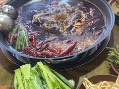 -黄潇洒老火锅(九眼桥宏济巷店)