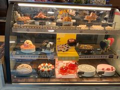 面包甜点陈列柜-DQ·蛋糕·冰淇淋(大宁国际商业广场店)