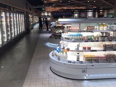 面包甜点陈列柜-七鲜超市(通州ONE店)