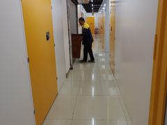 -安东易迷你自助仓储寄存仓库(草桥店)