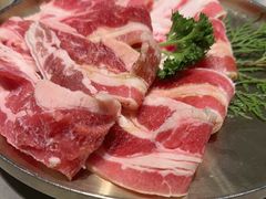 -草家酱蟹炭火烤肉店(珲春南路二店)