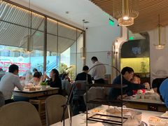 大堂-左庭右院鲜牛肉火锅(浦江欢乐颂店)