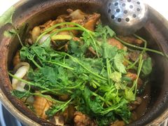 -渝君重庆火锅(嘉宾路店)