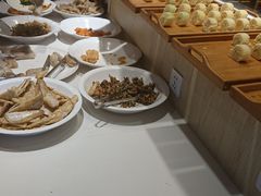 -百荷园蔬食自助餐厅(德辉广场店)