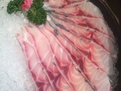 中山脆肉鲩片-顺德公广东猪肚鸡·煲仔饭(白石洲店)
