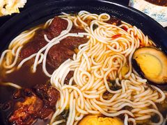 牛肉粉加猪脚-花溪巷牛肉粉(泉城路店)
