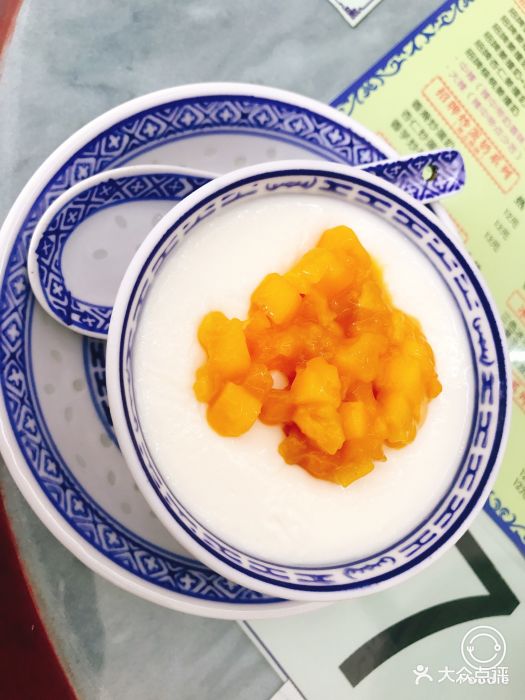 曾氏财招牌姜撞奶双皮奶芒果双皮奶图片 - 第1张