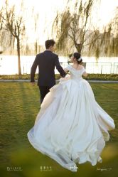 -珠海女王嫁衣馆(珠海左右创意园店)