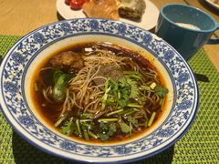 -天津梅江中心皇冠假日酒店