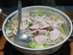 跷脚牛肉-全牛匠·乐山跷脚牛肉(西单华威约饭街店)