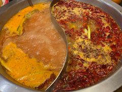 -沸炉重庆老火锅(军事博物馆店)