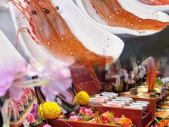 -雍容荟帝王蟹活龙虾展台自助(IFS黑金店)
